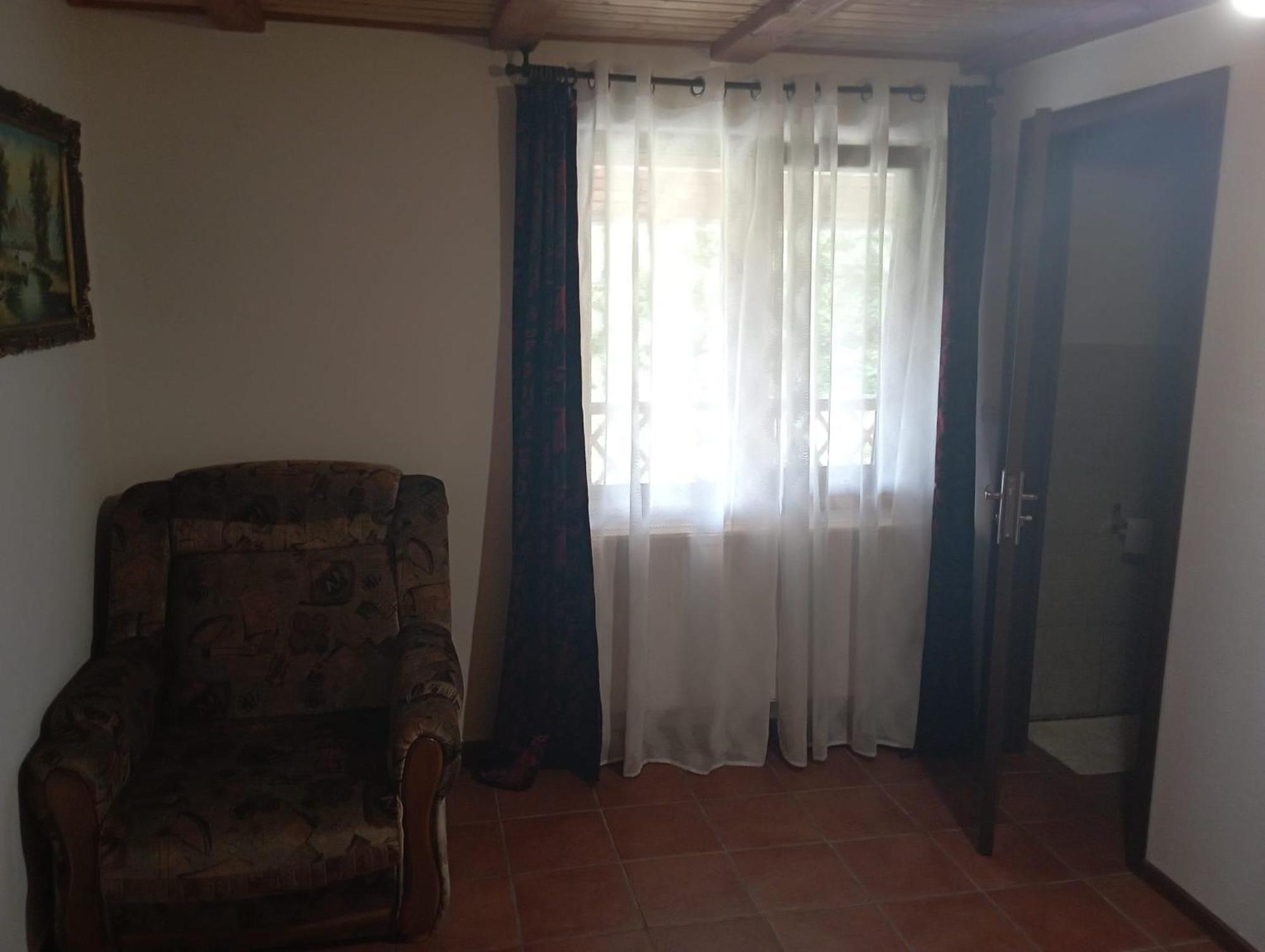 Pensiunea Dates Кирцишоара Номер фото
