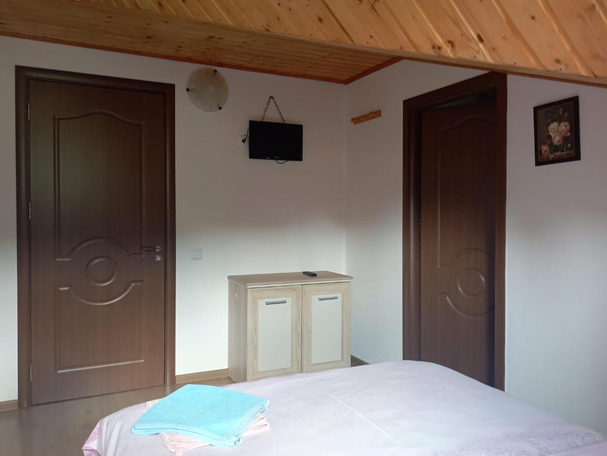 Pensiunea Dates Кирцишоара Номер фото